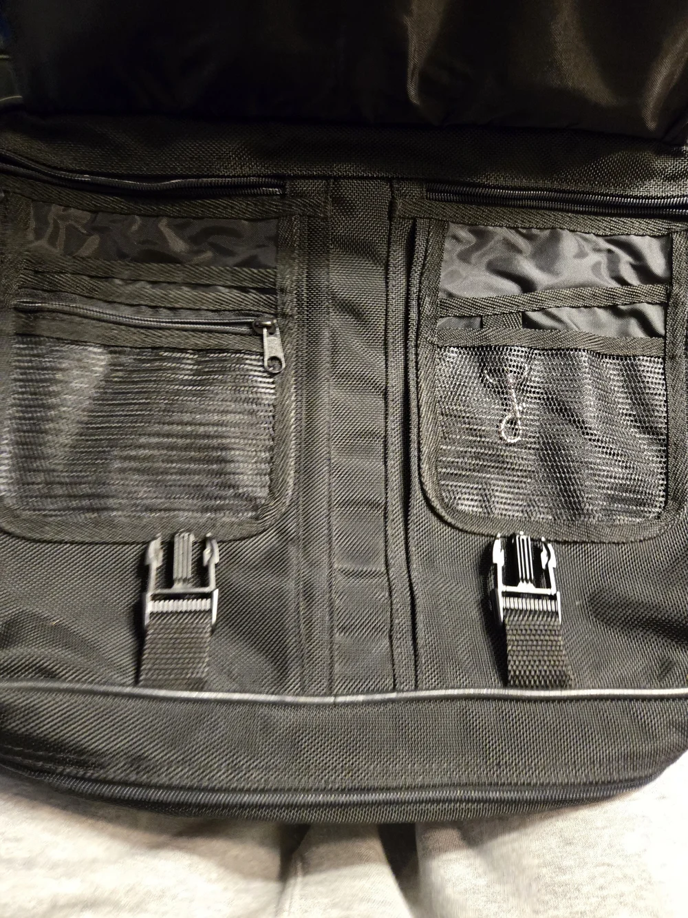 The Pampered Chef Black Serveware Travel Case And Serving Wares.
